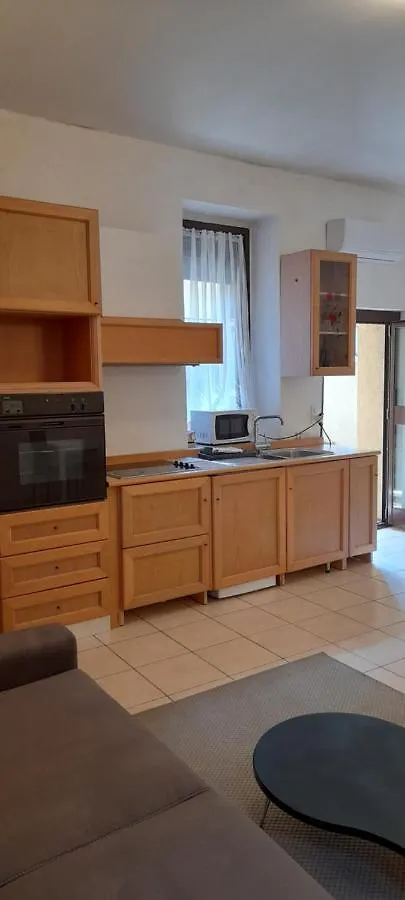 Anna'S Home Campione dʼItalia Apartamento
